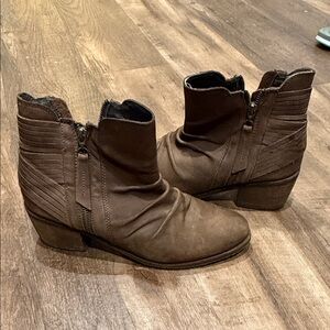 Matisse Chocolate Brown Ankle Booties